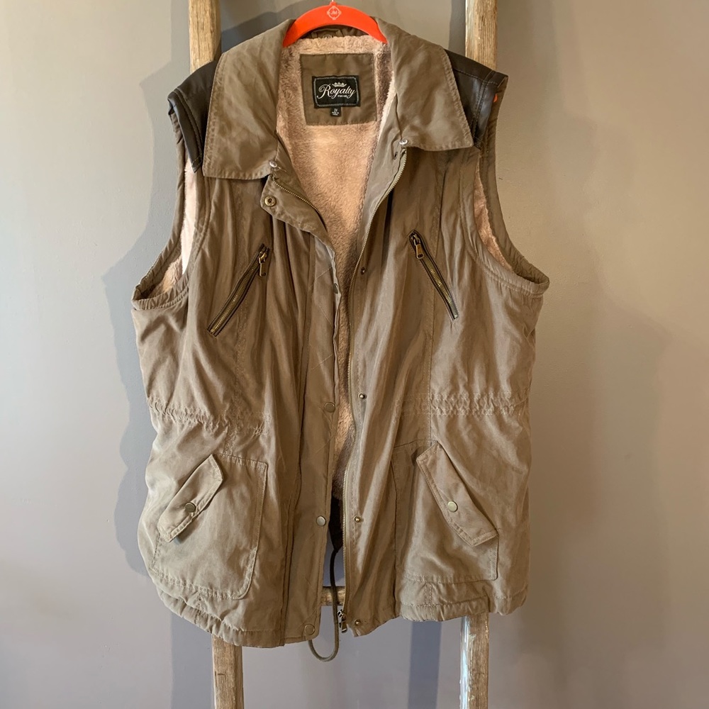 EUC 3X Lined Cargo Vest